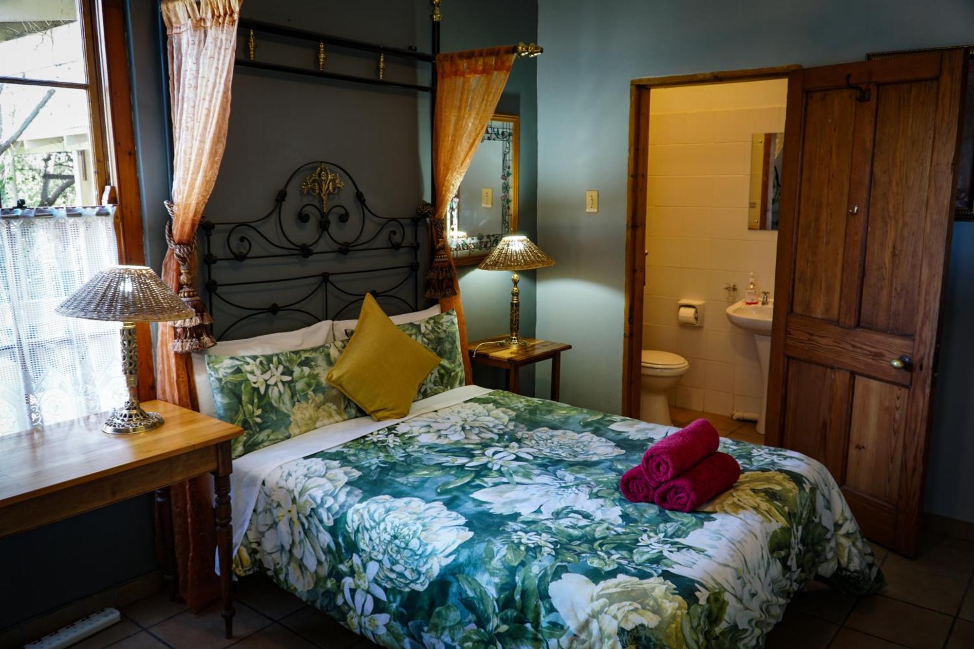 Outentique Accommodation Оудсхорн Екстериор снимка