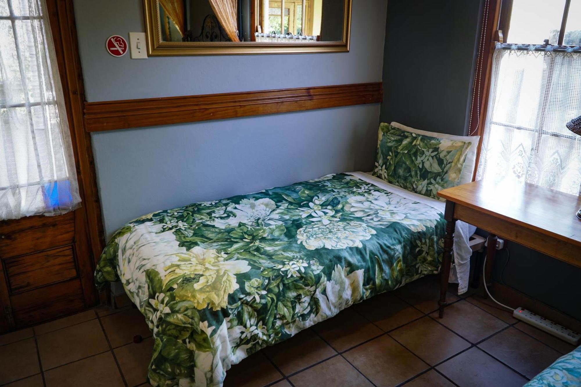 Outentique Accommodation Оудсхорн Екстериор снимка