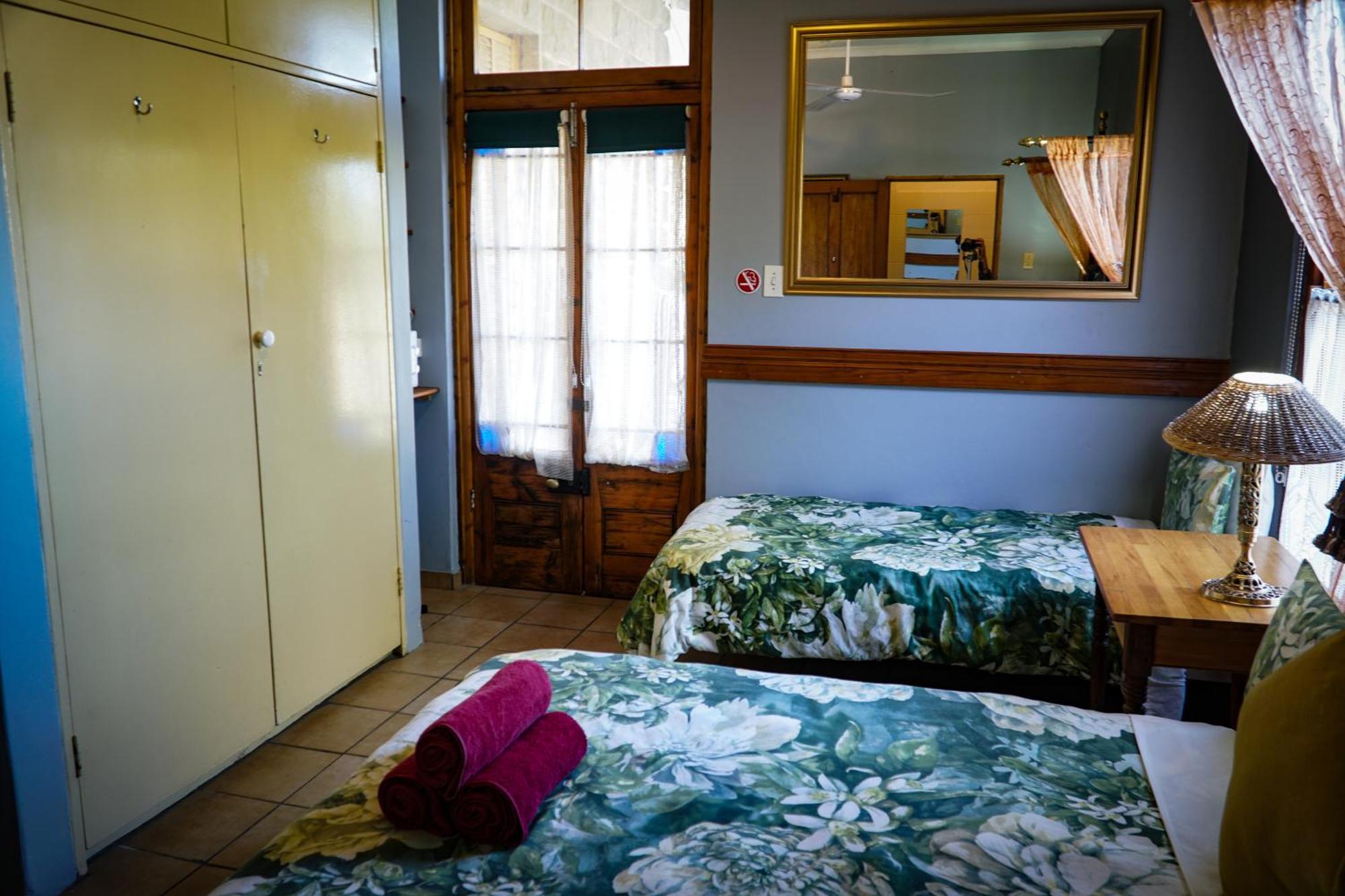 Outentique Accommodation Оудсхорн Екстериор снимка