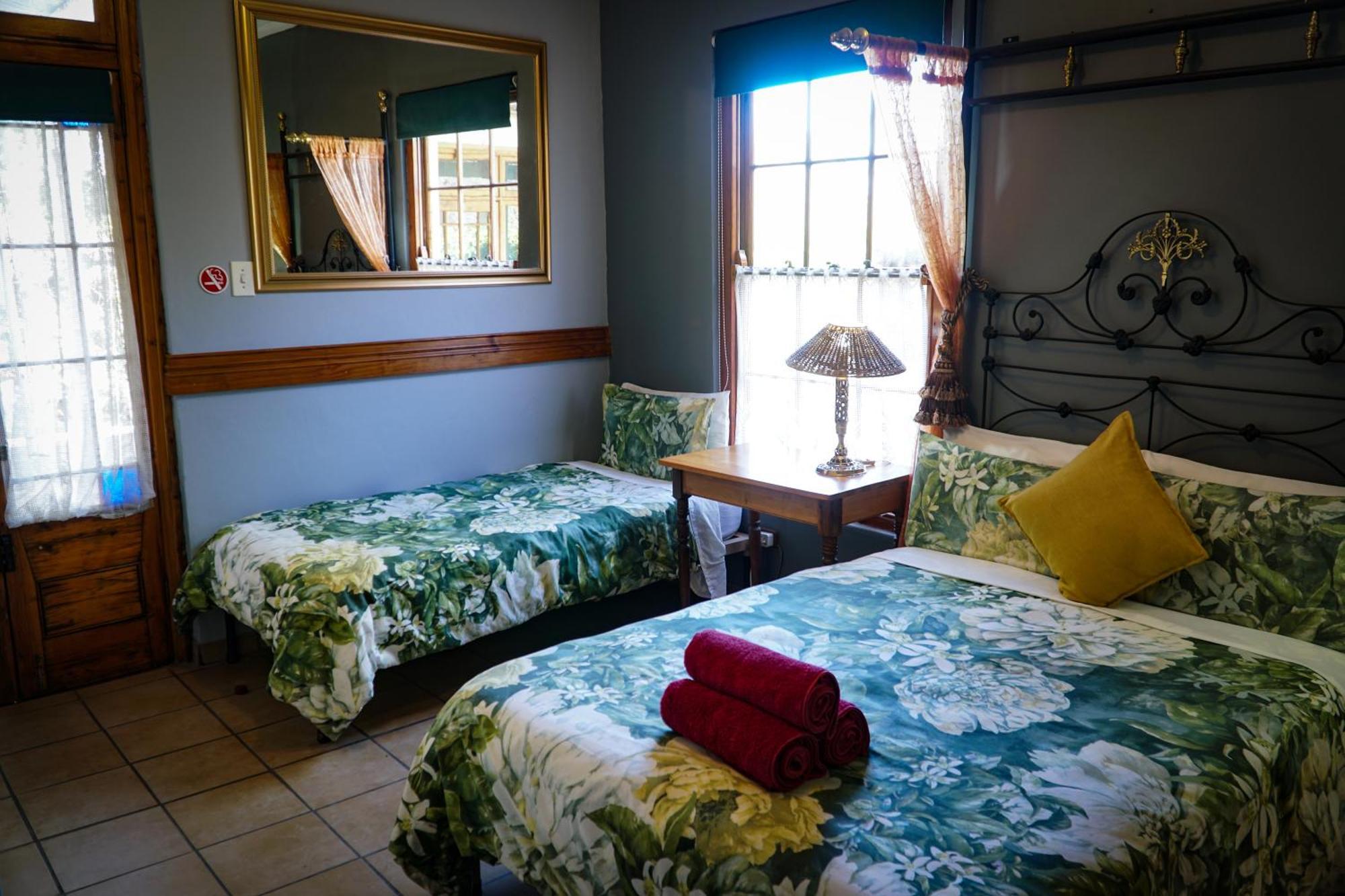 Outentique Accommodation Оудсхорн Екстериор снимка