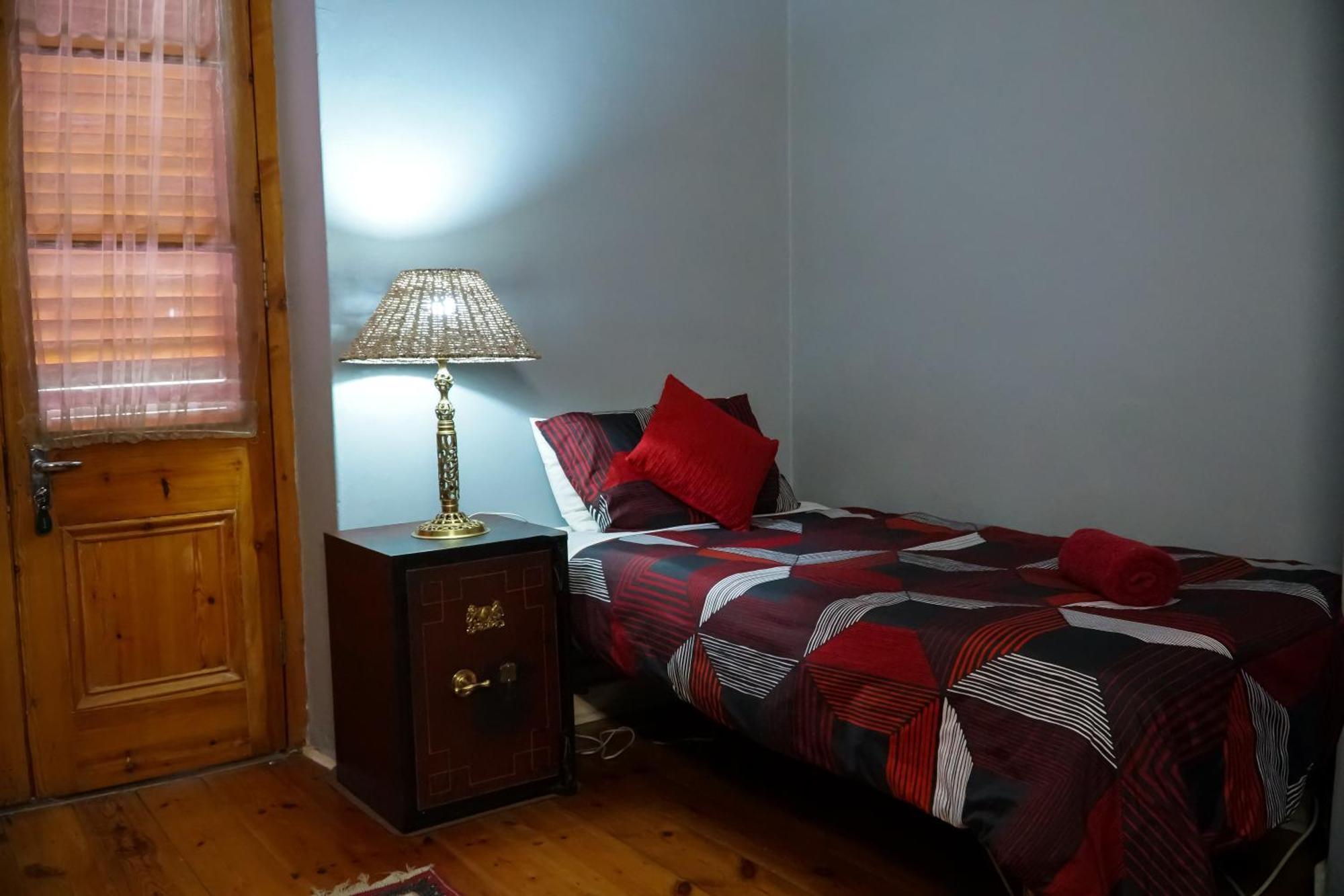 Outentique Accommodation Оудсхорн Екстериор снимка