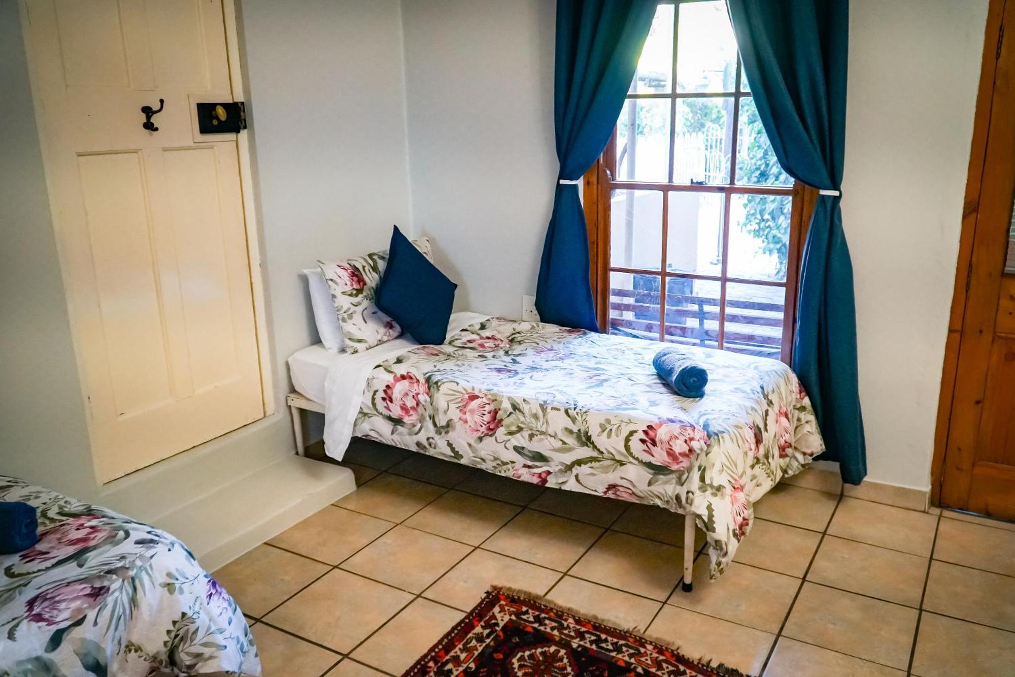 Outentique Accommodation Оудсхорн Стая снимка